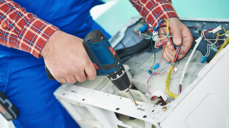 Köprübaşı Maytag Maytag çamaşır makinesi kart tamiri – Su almama arızası orijinal parça ile giderildi. - Teknik servis örneği
